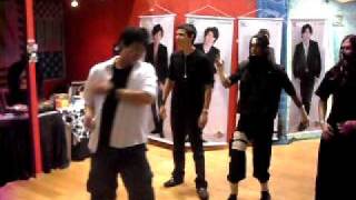 SaiatsuBoys - tentativa em dançar Crazy Moon ~ kimi wa muteki