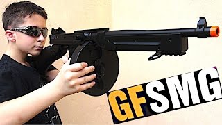 GFSMG Submachine Gun with Robert-Andre!