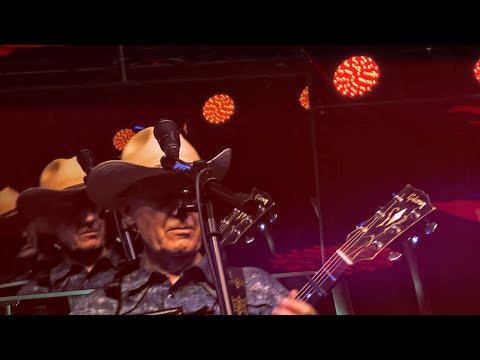 Dana Cooper - Bird On The Wing (LIVE! @ The Texas Music Cafe®)