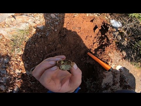 Define Tarihi Patika Yolda Kayanın Altından Çıktı !!!