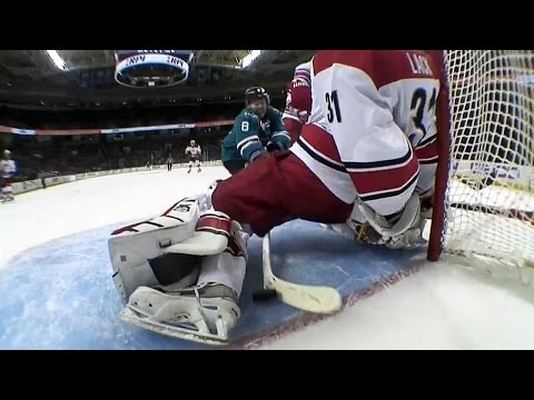 Pavelski pokes puck past Lack