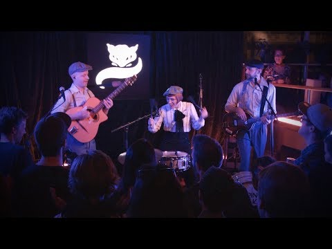 MARINA & THE KATS ** Snow White