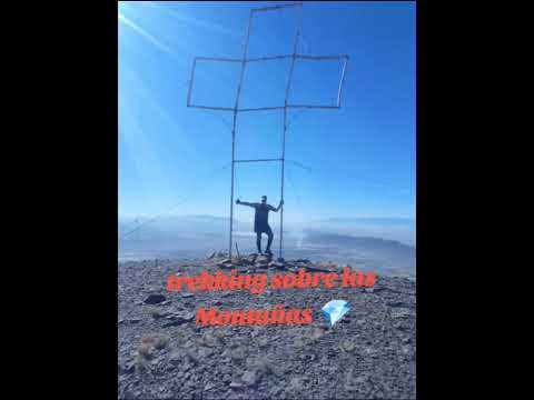 La Cruz más grande en las Montañas sj argentina, Sierras Azules Zonda 1,790 msnm, dificultad Alta,