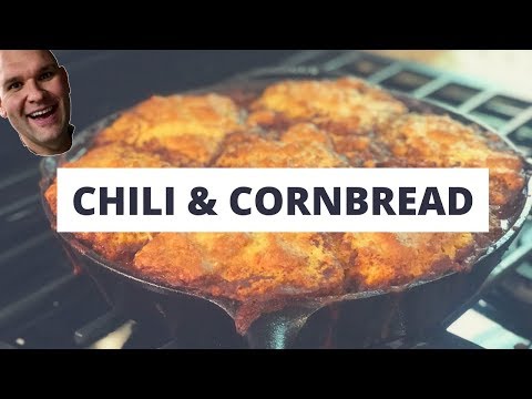 Cornbread Topped Cast Iron Skillet Chili - Chili and Cornbread Recipe