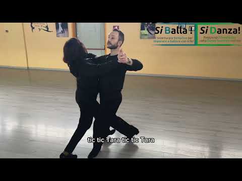 Everyone on the dance floor!!! Fox, the Saturday night sequence 💚💙 dance pills with Matteo and Da...