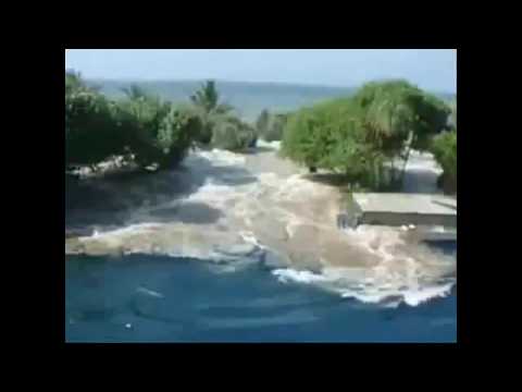 When The Tsunami Hit Banda Aceh, Indonesia