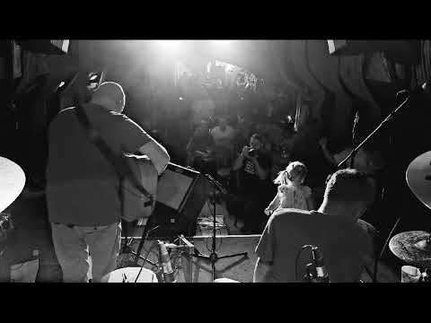 Aleš Pokorný & hosté - Aleš Pokorný & hosté, křest debutového alba ZRCADLO, závěr konce