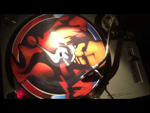 Bertocucci Feranzano  - Raver's Movement (Chosen Few Remix)