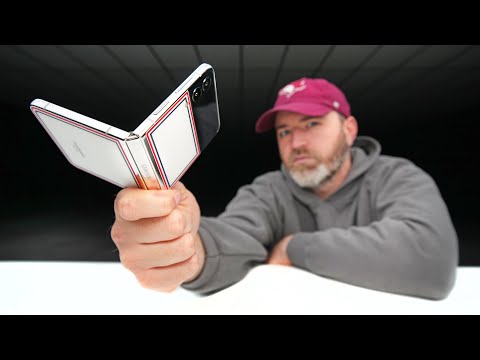 Unboxing Samsung's RAREST Smartphone...