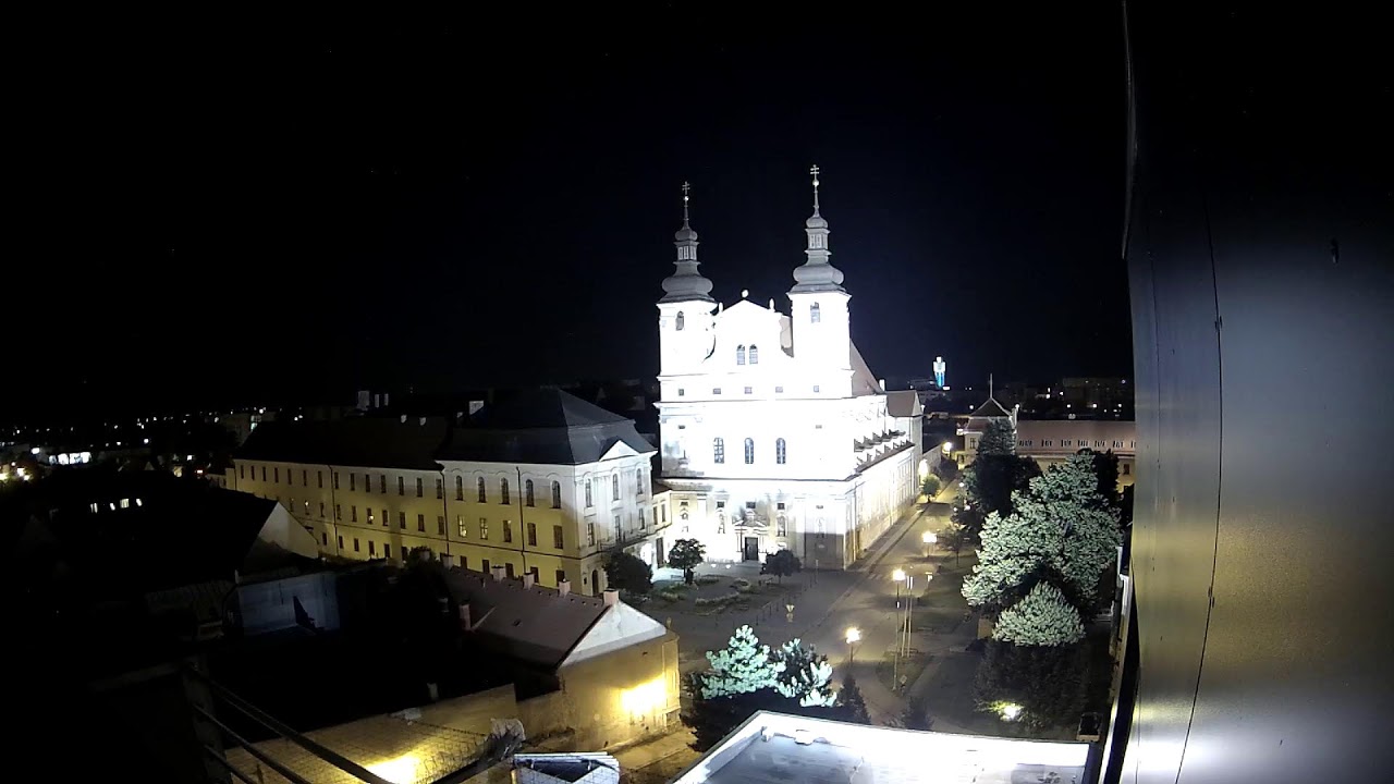 Live webcam view of University Square & St John's Cathedral