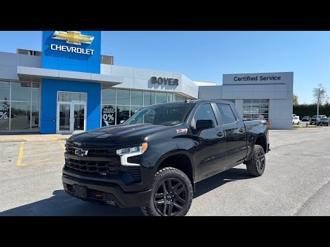 2025 Chevrolet Silverado 1500 Crew Cab Short Box 4-Wheel Drive LT Trail Boss in Black for sale at Boyer Chevrolet Lindsay Ltd. in Lindsay, ON