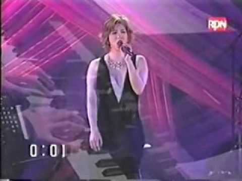 Regine Live: Songbird sings the Classics - Run to You