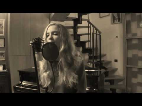 Dangerous Woman Ariana Grande - Serena Rigacci Cover