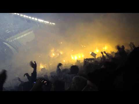 "River Plate 1 - 0 Boca Juniors [Apertura 2010 ~ Fecha 14]" Barra: La 12 • Club: Boca Juniors