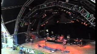 Supergrass - In It For The Money Glastonbury 1997