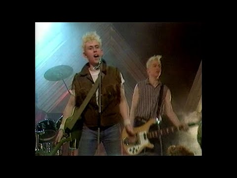 Theatre Of Hate - Westworld Top Of The Pops 04.02.82 (Lipsync)