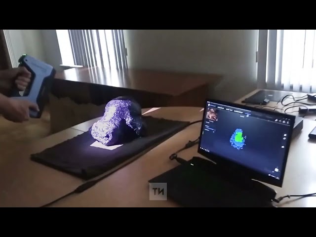 В Казань провести 3D-сканирование динозавра волгатитана приехали палеонтологи с Амура