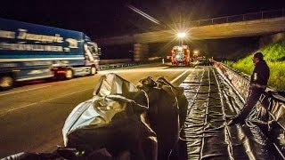 preview picture of video 'Sandsäcke auf Autobahn - Mulde-Hochwasser bei Dessau bedroht A9'