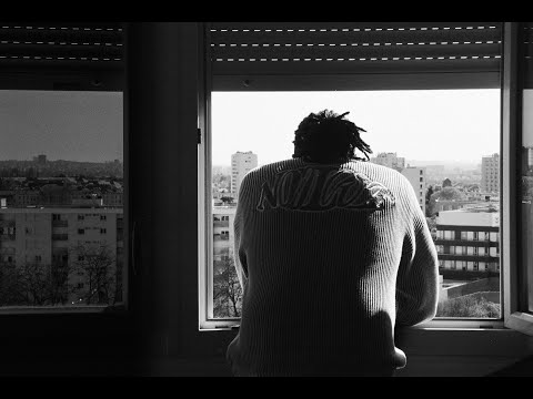 Video thumbnail for Drôle d’oiseau
