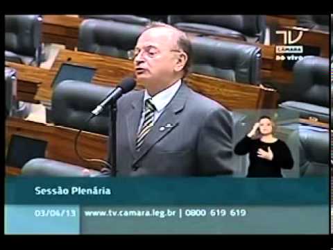 Abril 2013  Ubiali comenta visita do ministro da saúde