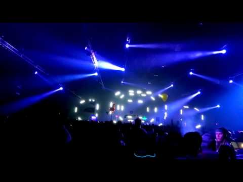 Ian Standerwick @ Dreamstate - Too Many Artists - Next Access (Standerwick mashup)