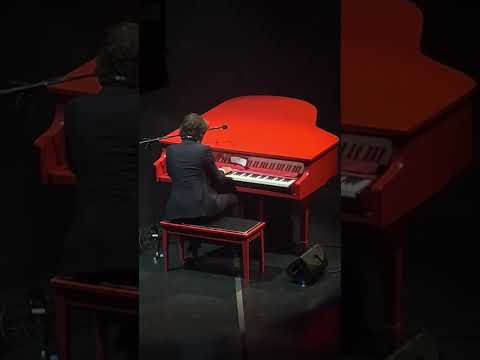 What Child is This (solo piano) - Stephan Moccio live in Anaheim
