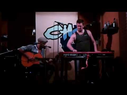 Simon Wright and Andy V Live at Choppers Koh Tao - 6/8 Blues