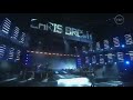 Pitbull & Chris Brown - International Love/Turn Up The Music [Live]