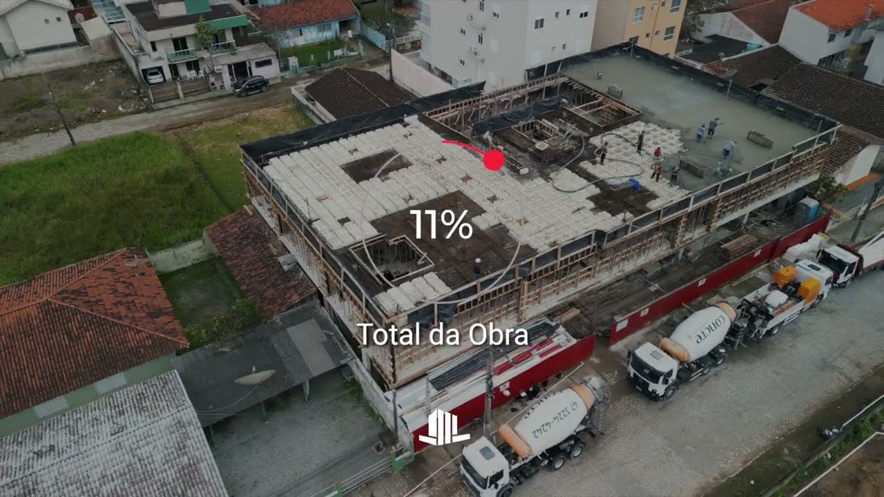 Houston House - Julho