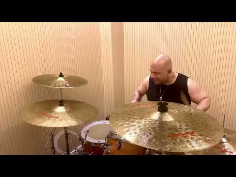 Walk - Foo fighters - Drum cover