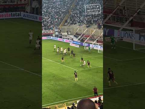 El IMPRESIONANTE gol de ALZUGARAY en TRIUNFAZO de UNIVERSITARIO
