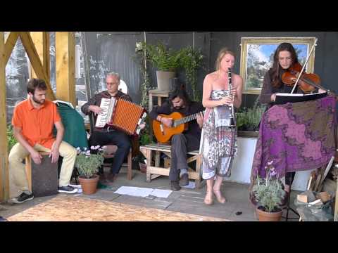 Ederlezi and A Nakht in Gan Eydn @ Dalston Gardens, 16th September 2012