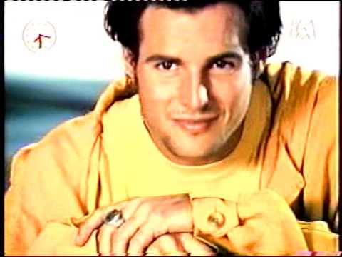 Victor Lazlo  ( Teach me to danse / Clip  M 6 )