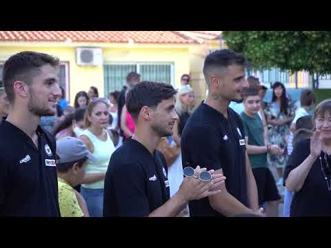 Η επίσκεψη της ομάδας μας στο 26ο Δημοτικό και το 1ο Ειδικό για την πρώτη μέρα στο σχολείο