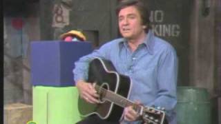 Sesame Street: Johnny Cash And Biff Sing Five Feet High