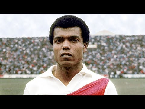 Teófilo Cubillas - El Nene [Best goals & skills]