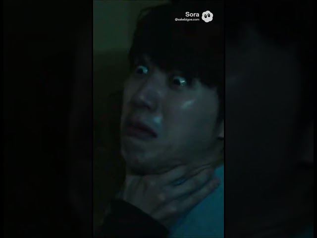 13段階段のアパートのサムネイル