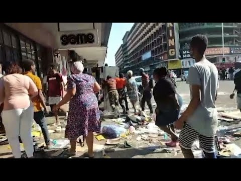 جنوب إفريقيا تحترق