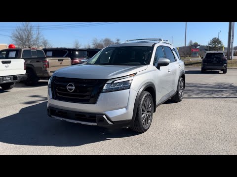 2024 Nissan Pathfinder SL w/ Premium Package (RC231411)