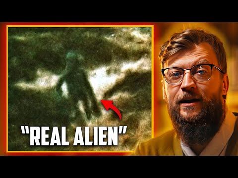 A REAL Photo of An Actual Alien - Ilkley Moor Incident | DEBRIEFED ep. 63