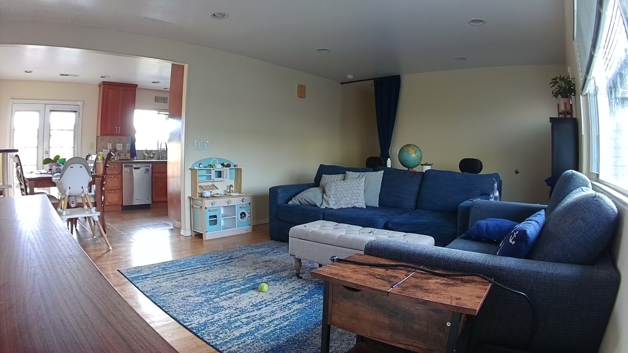 Arlo Essential Pan Tilt Indoor Camera 2K - daytime example - YouTube
