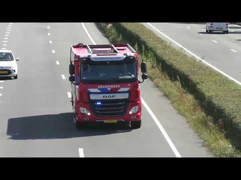 Grote Brand 4X Brandweer met spoed naar een Grote Buitenbrand aan de  Voorweg in Heemskerk