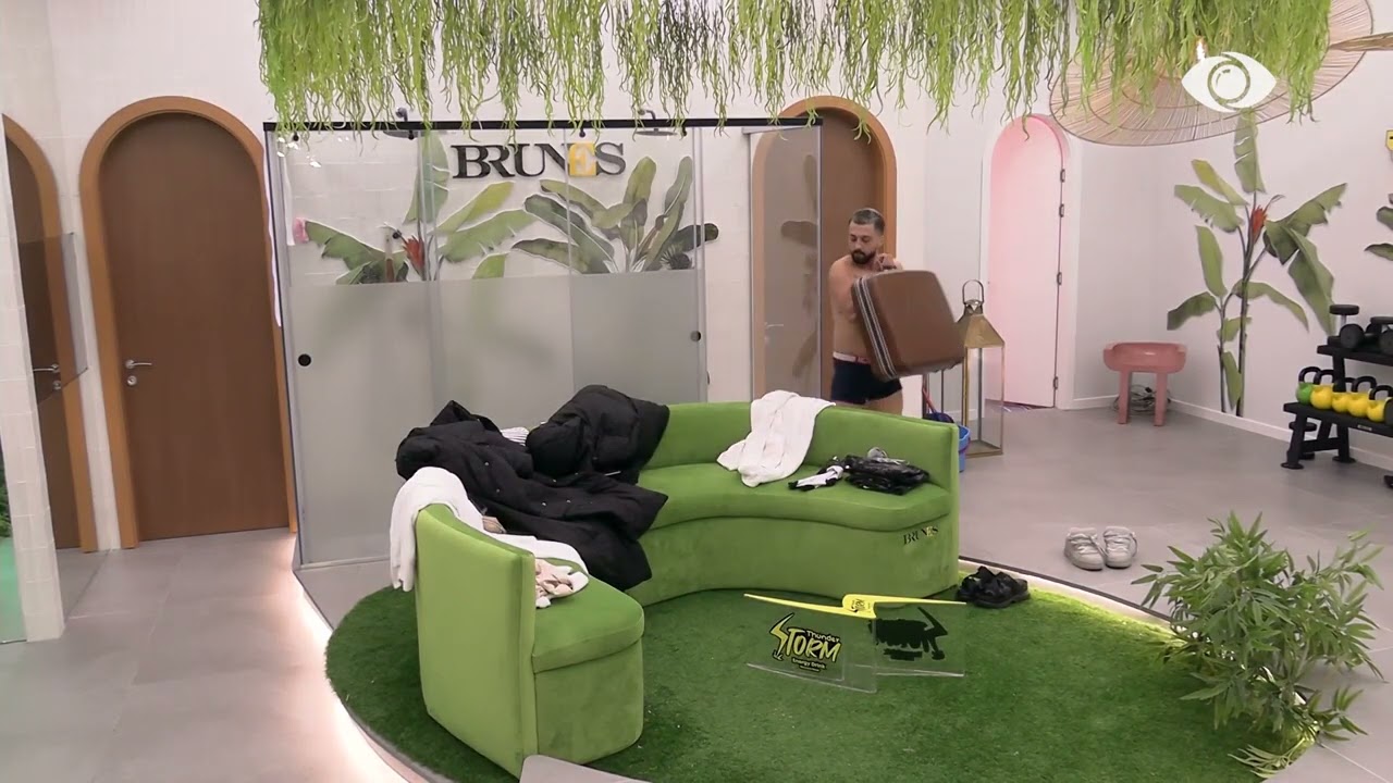 “Shumë duan të më manipulojnë mua”/ Gjesti merr ‘valixhen e tundimeve’ me vete në dush: Po ju ‘djeg’