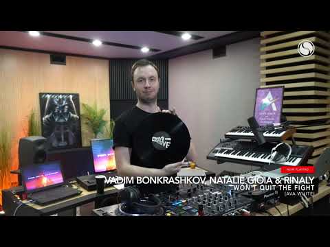 Vadim Bonkrashkov, Rinaly & Natalie Gioia - Won't Quit The Fight [Andrew Rayel FYH262]