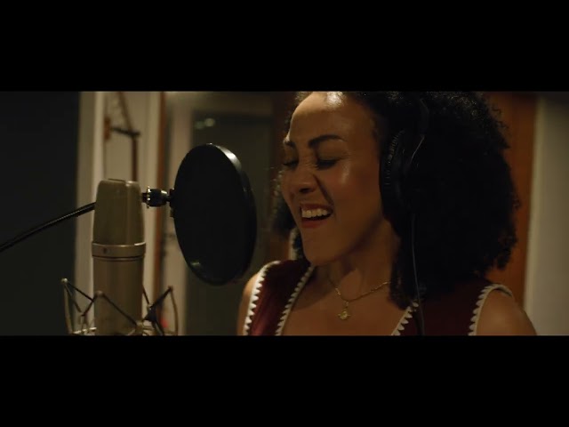 Danielle Steers performing Happy from Hot Mess: A New Musical