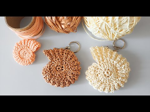 Brelok do kluczy w kształcie muszli Nautilusa wykonany na szydełku | Darmowy wzór i triki ninja!