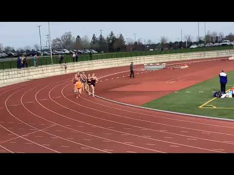 22 Davenport Invite W800 H1