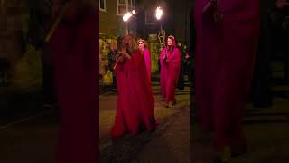 Medieval Baebes arrive in Horsham #sussex