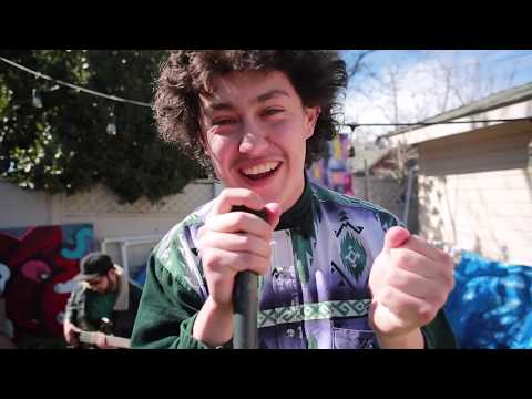 Hobo Johnson & The Lovemakers Video