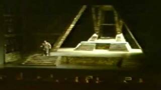 John Treleaven sings Celeste Aida video